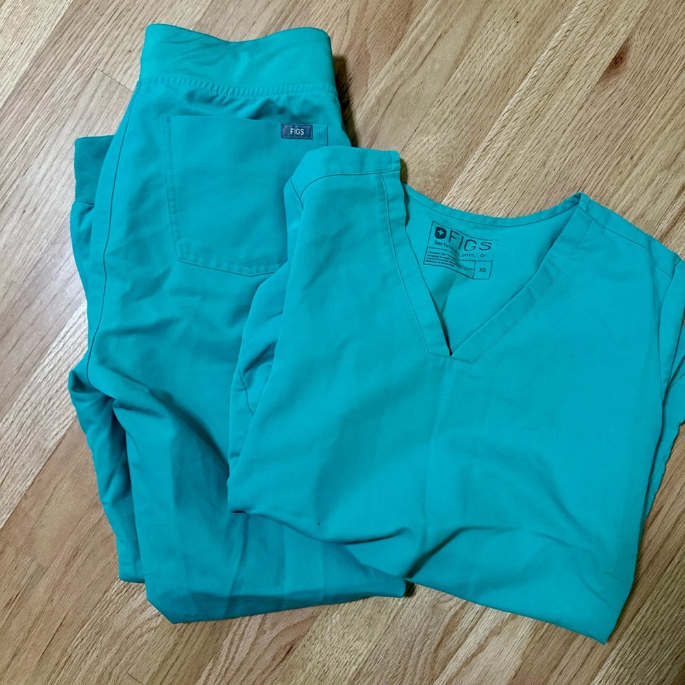 Figs Aqua Blue Scrub Top